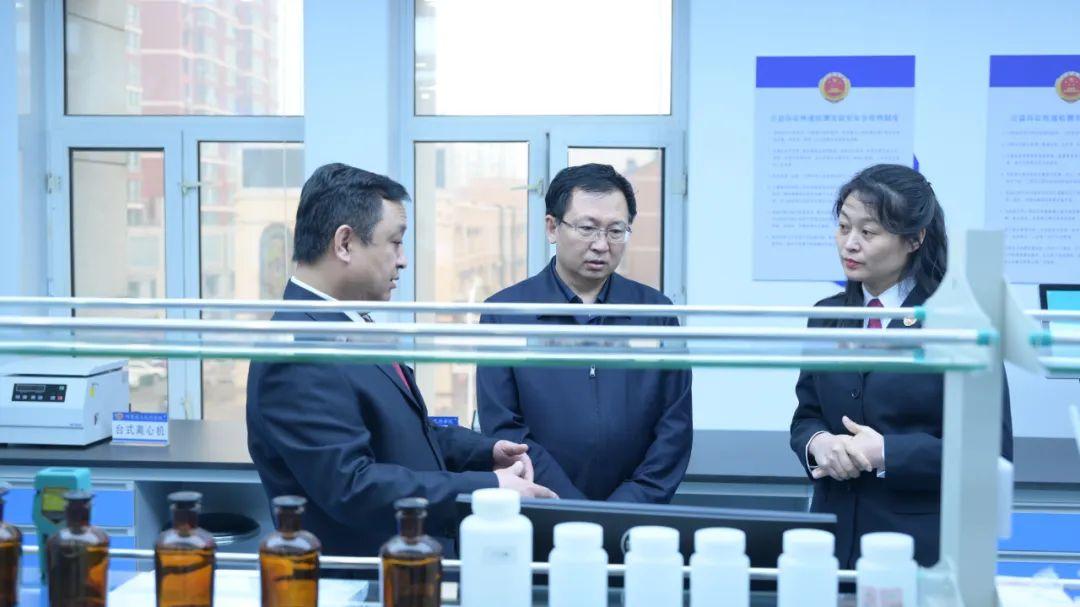 第3264期呼伦贝尔市检察院党组书记检察长秦虎深入阿荣旗检察院调研