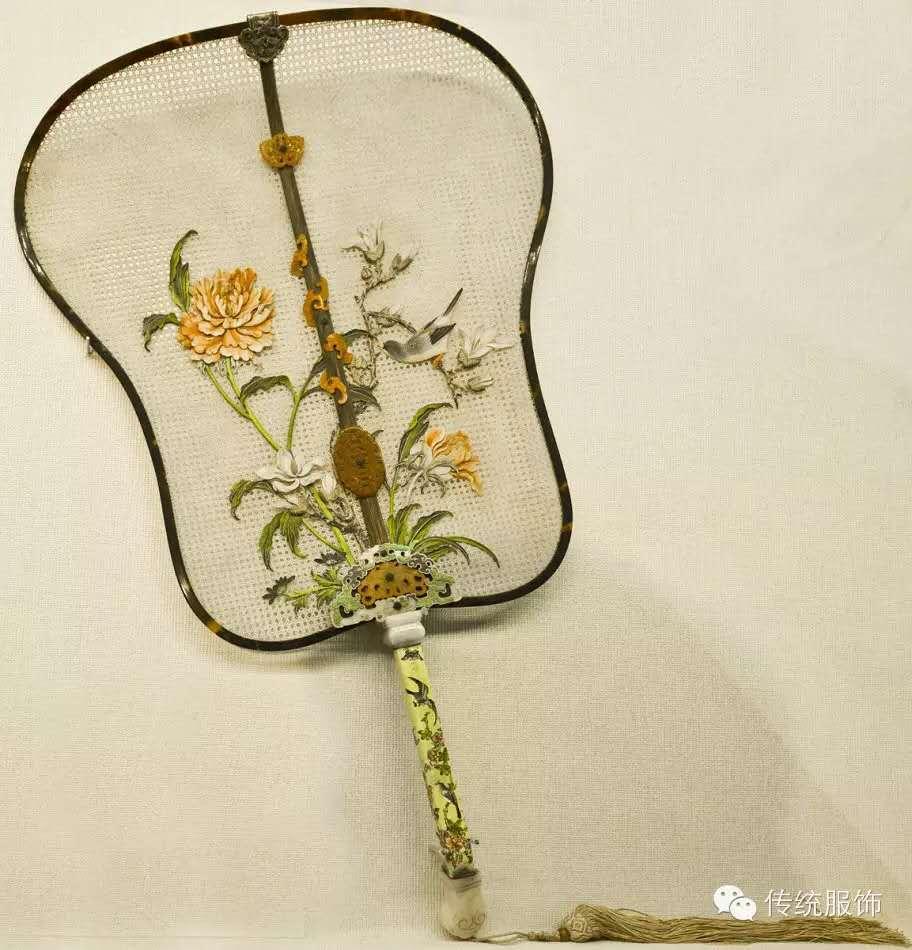 清风徐来清代宫廷成扇展团扇篇