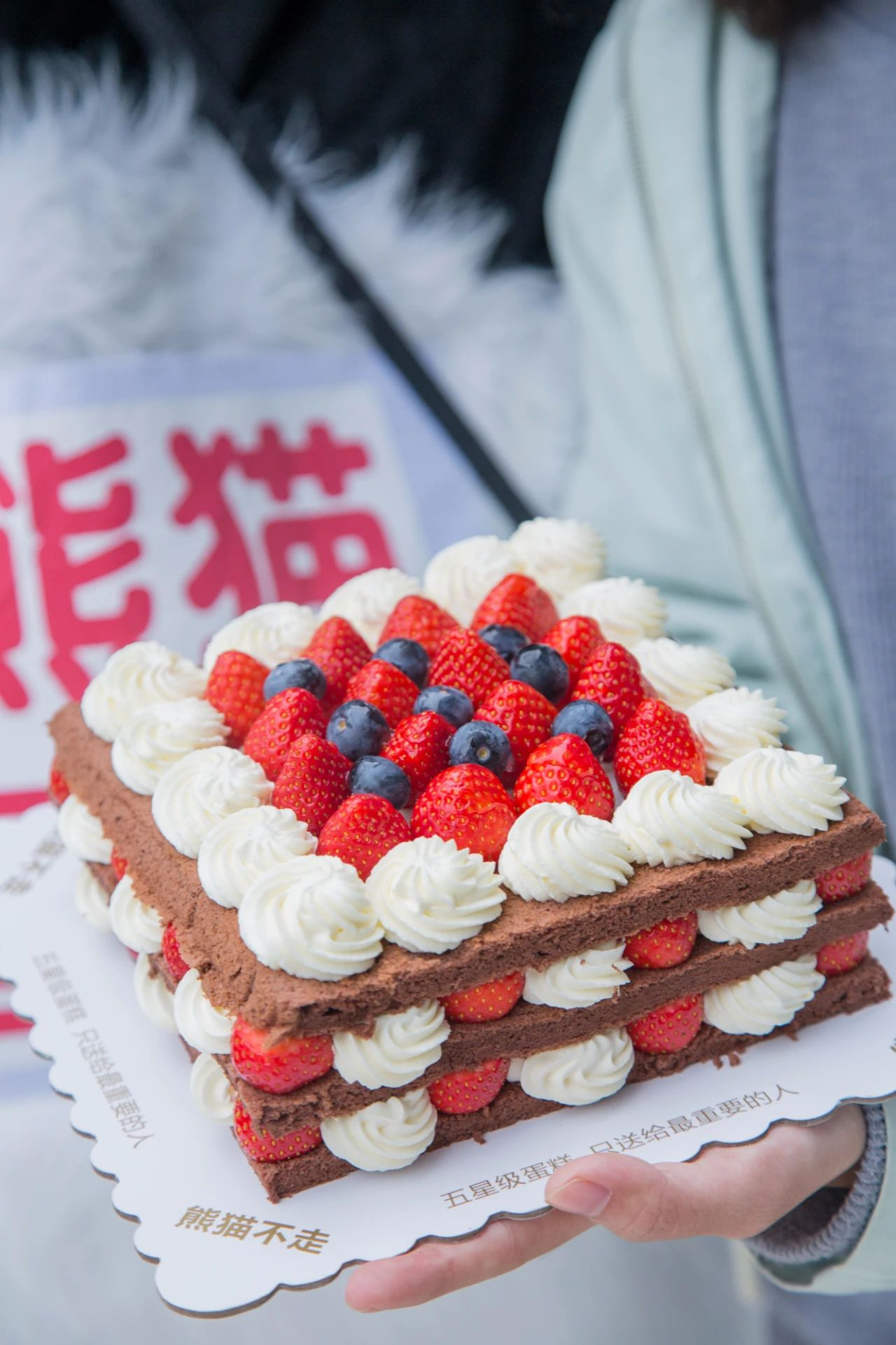 熊猫不走创始人杨振华疫情期间获得idg数千万元投资熊猫跳舞蛋糕哪里