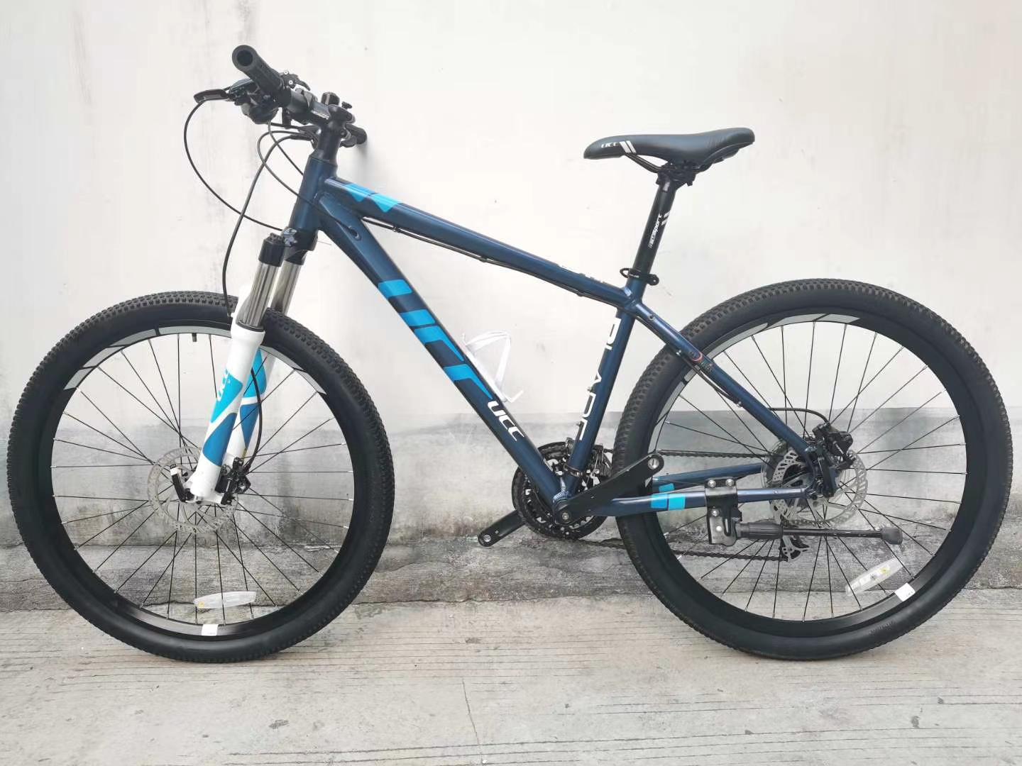 大神们,帮我推荐一辆既可以山地越野,又可以骑行西藏的自行车,预算在