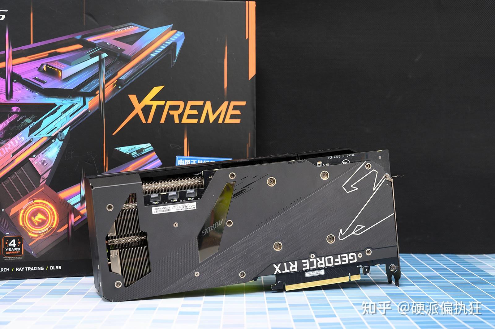 生于1979萝卜控圆梦威刚xpg幻境双透机箱机动战士主题装机