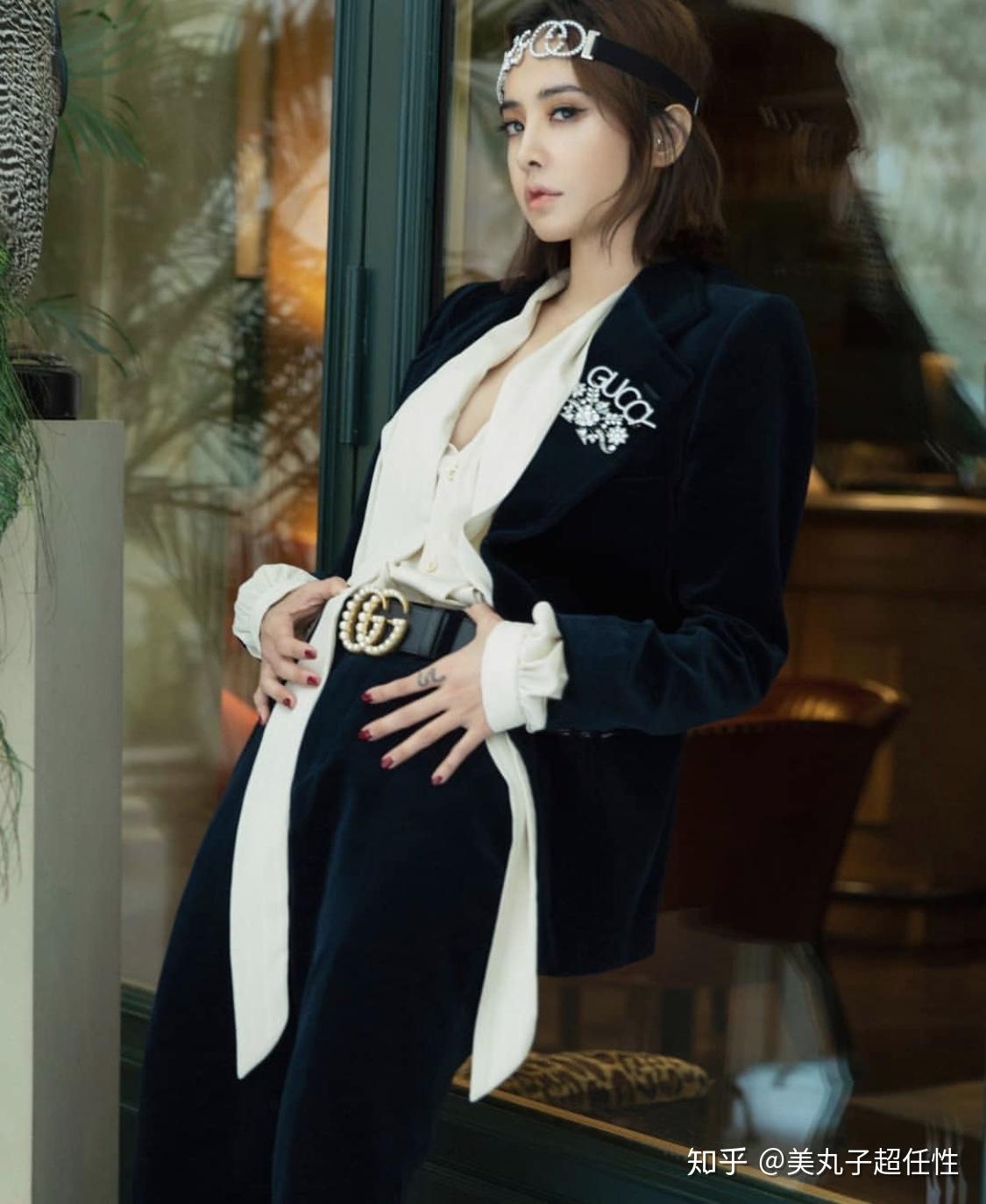 1,腰线一定要高翻遍了jolin的ins丸子发现她的穿衣风格可以归纳成以下