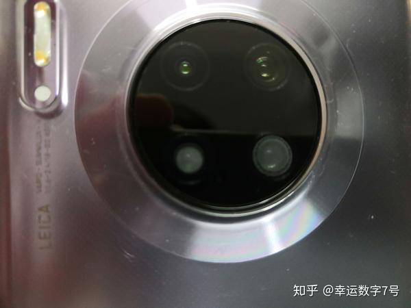 下边两颗摄像头全是水雾,没法拍照了