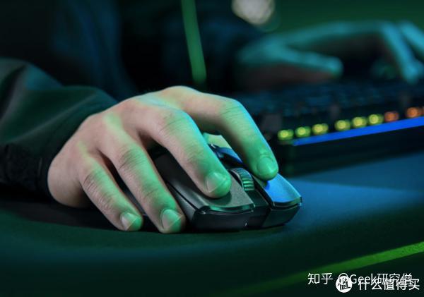 无线款 轻量级 稳控制 雷蛇 Razer 毒蝰终极版鼠标的快速体验 知乎