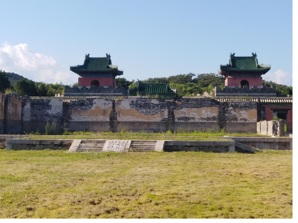 【实拍】皇贵妃园寝景陵双妃园寝又叫贵妃园寝,是清陵中唯一一座细分