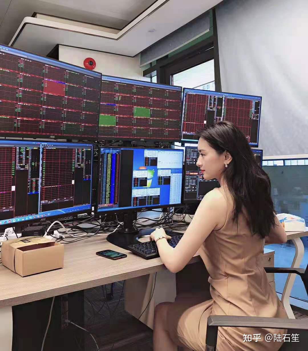 玩黄金一定要避免频繁盯盘免吞恶果