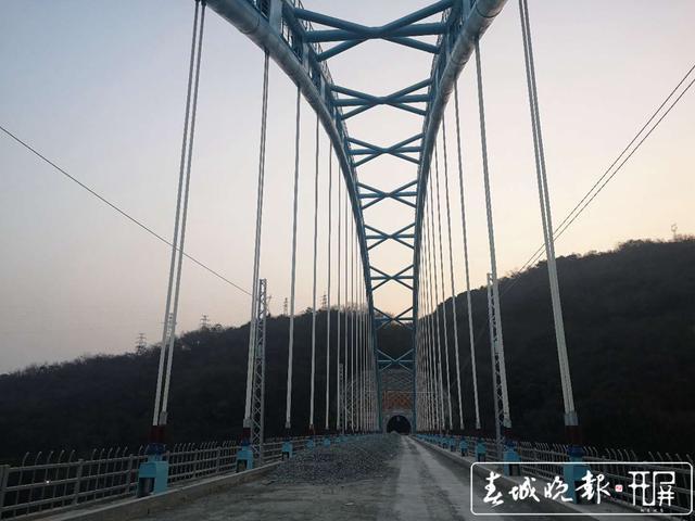 的野象谷每掘进一米都异常艰难"变脸"的围岩高温的"火焰山"立足云南