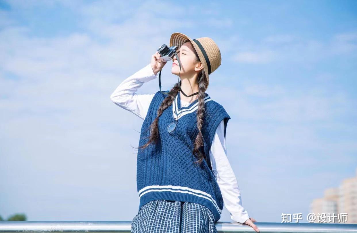 7,中间构图侧身抬头