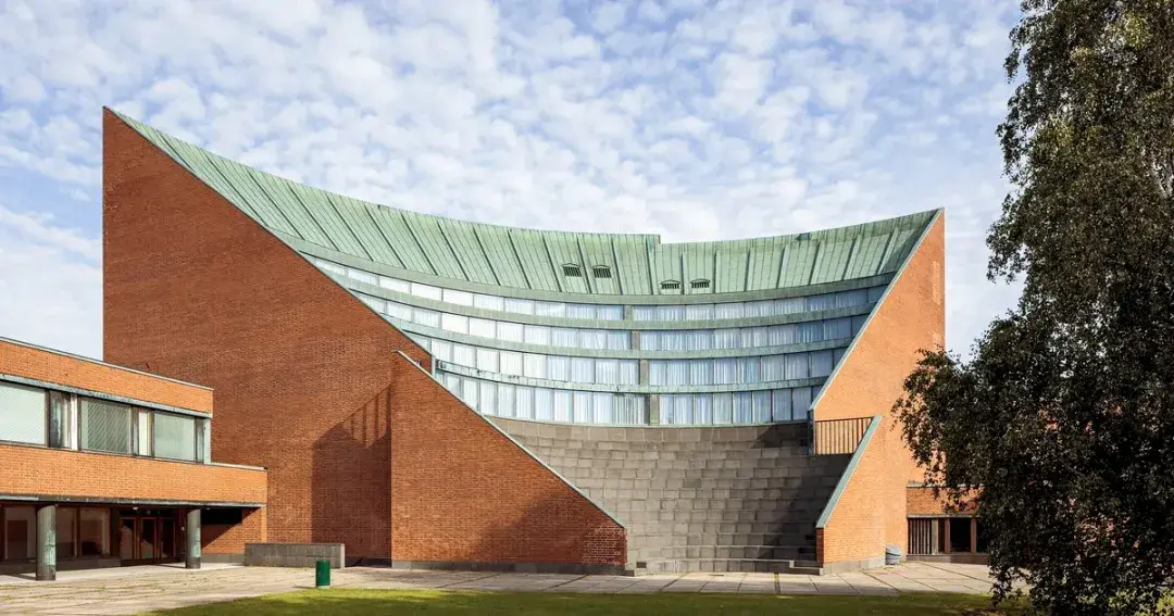 年少有为的芬兰阿尔托大学