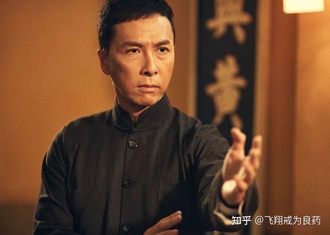 袁和平称赞周小飞是八卦掌高手,和梁朝伟比武过,做过章子怡替身 - 知乎