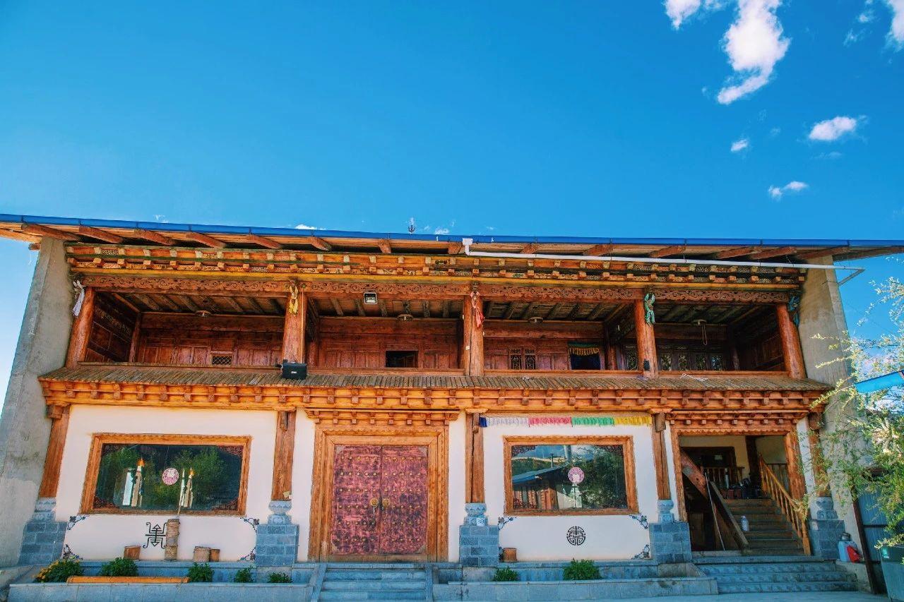 科普西藏的传统民居建筑与它的色彩艺术