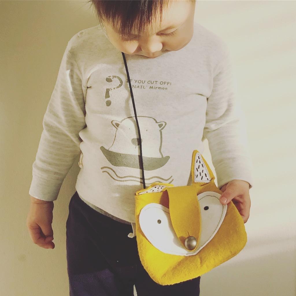 此教程只能作为有弧形倒角和翻盖的小包的参考,具体操作需要根据动物