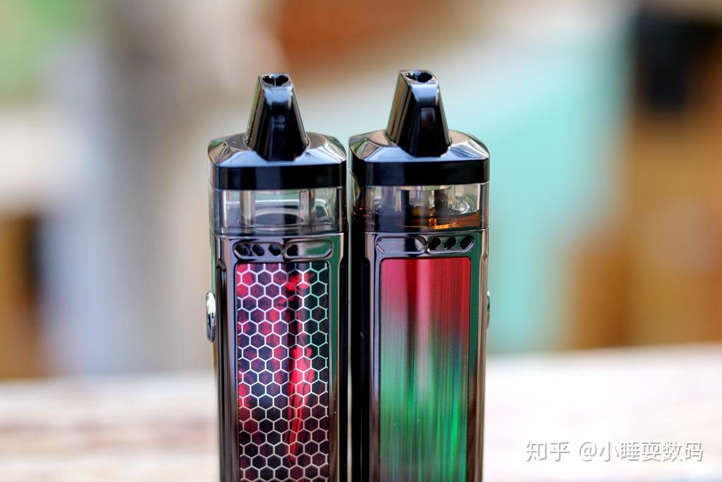 带屏幕可控制的电子烟voopoo旗下新品体验手动气动双吸模式