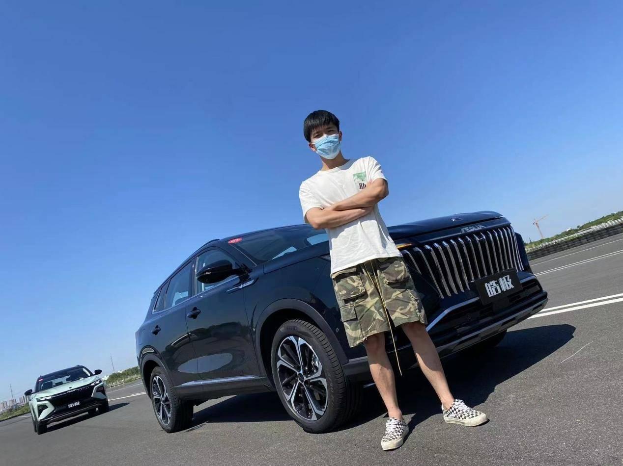 试驾官 | 评测东风风神皓极,真有实力还是徒有其表?-东风风神炫酷多少钱