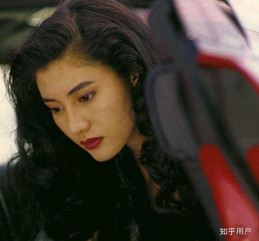 如何评价王祖贤和李嘉欣的长相 你更吃谁的颜