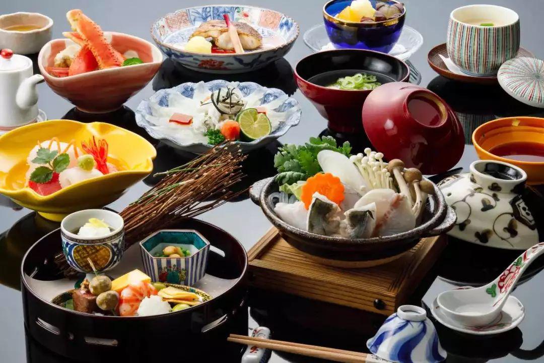 日本饮食文化中与食相关的句子下