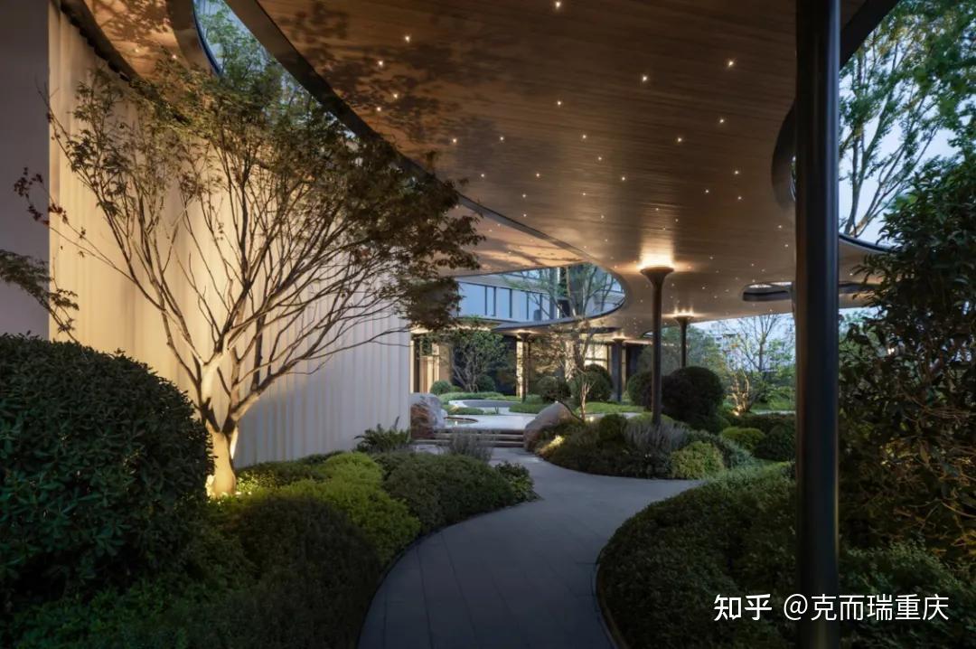 城市之巅:联发嘉和府—观音桥核心区的大平层标杆 - 知乎