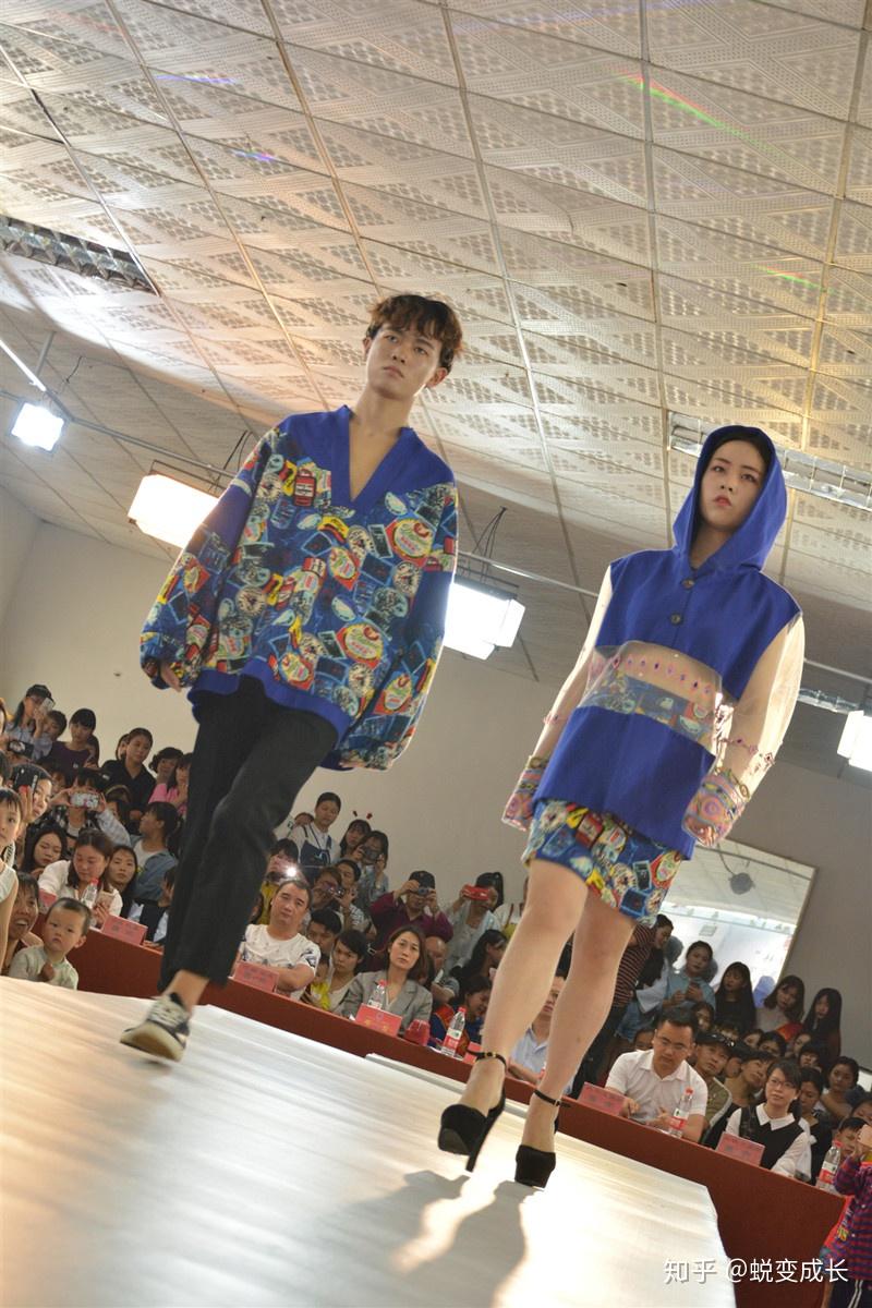 张家界服装学校老师倡议农村家长要注重培养孩子有出息