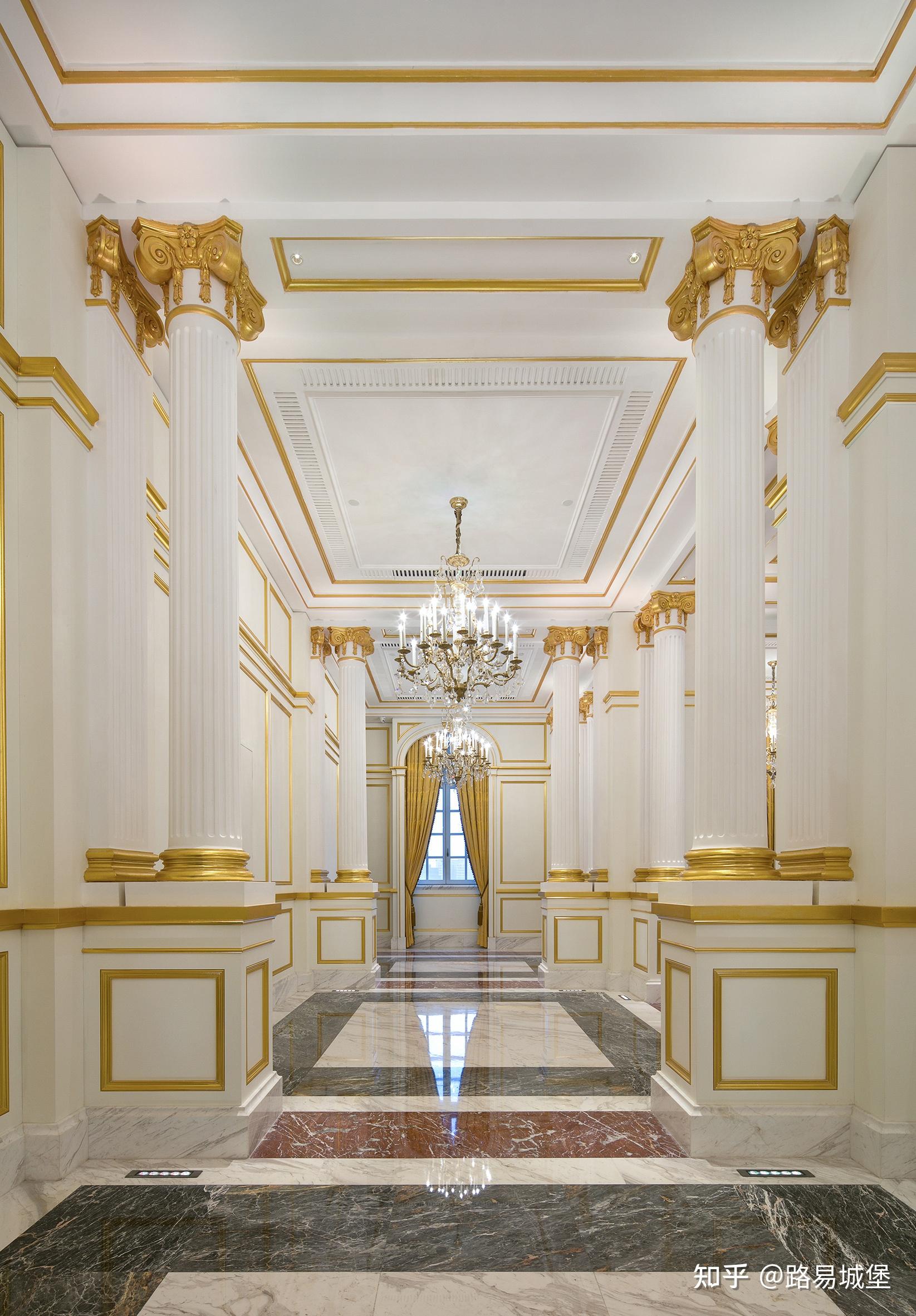 设计风格借鉴了巴黎皇宫路易菲利普一世的玛丽艾米丽王后建造的马雷绍