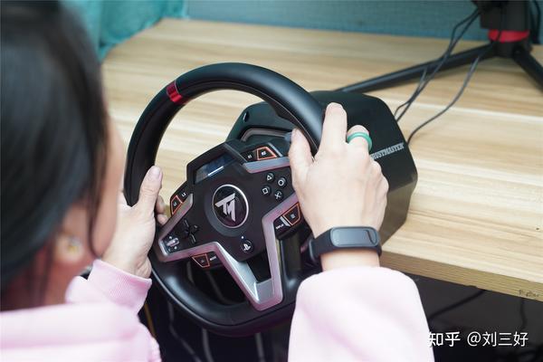 谁知道,图马思特t300gt怎么样?带入感强不强?