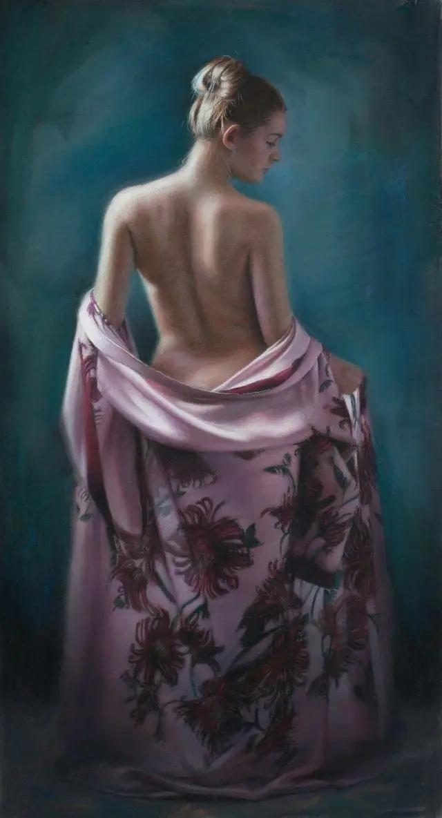 蒂娜·斯普拉特太大胆,画出美女人体惊艳一刻,深深触及心灵深处!
