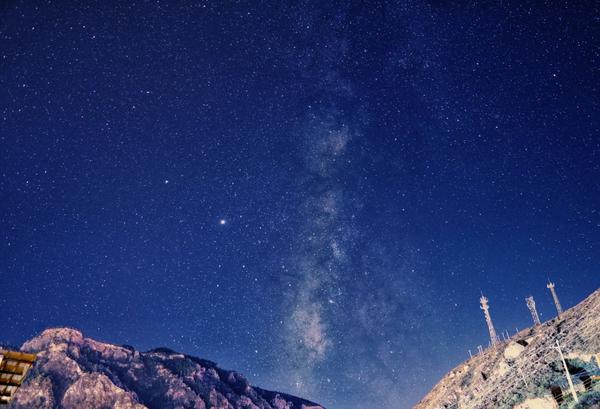 你曾见过的最美的星空是什么样的 知乎