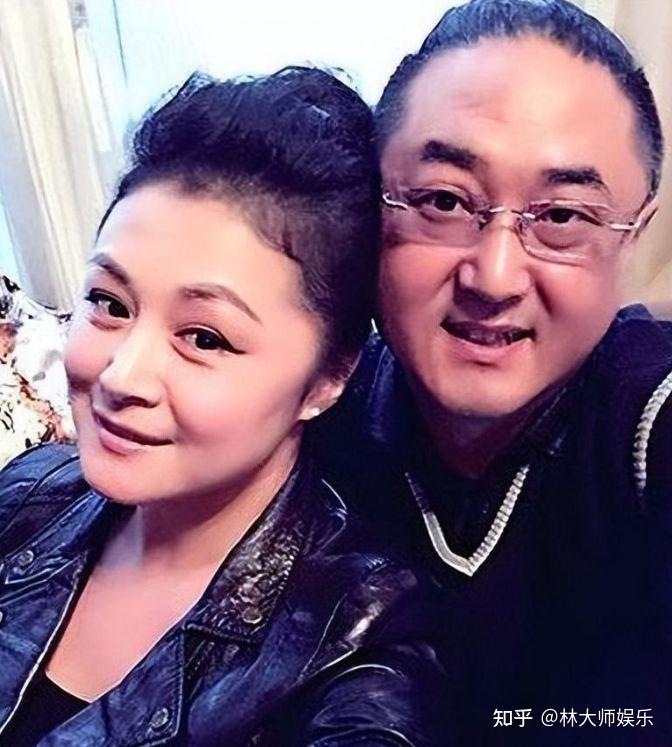 张学松的老婆照片图片