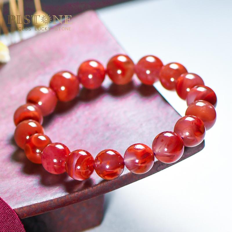 但是很多人没见识过,或者都没听说过,就如凉山横空出世的冰紫料南红