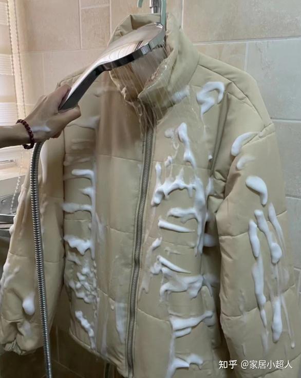 羽绒服别干洗了!学会清洁妙招,自己在家洗,干净还不伤害羽绒! - 知乎