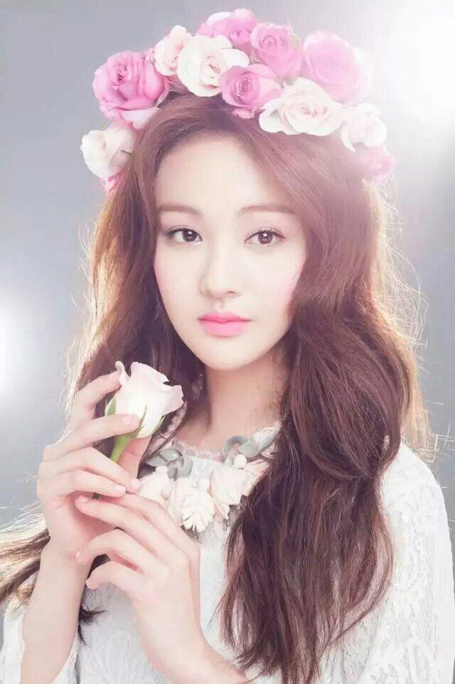 如何评价郑爽的长相