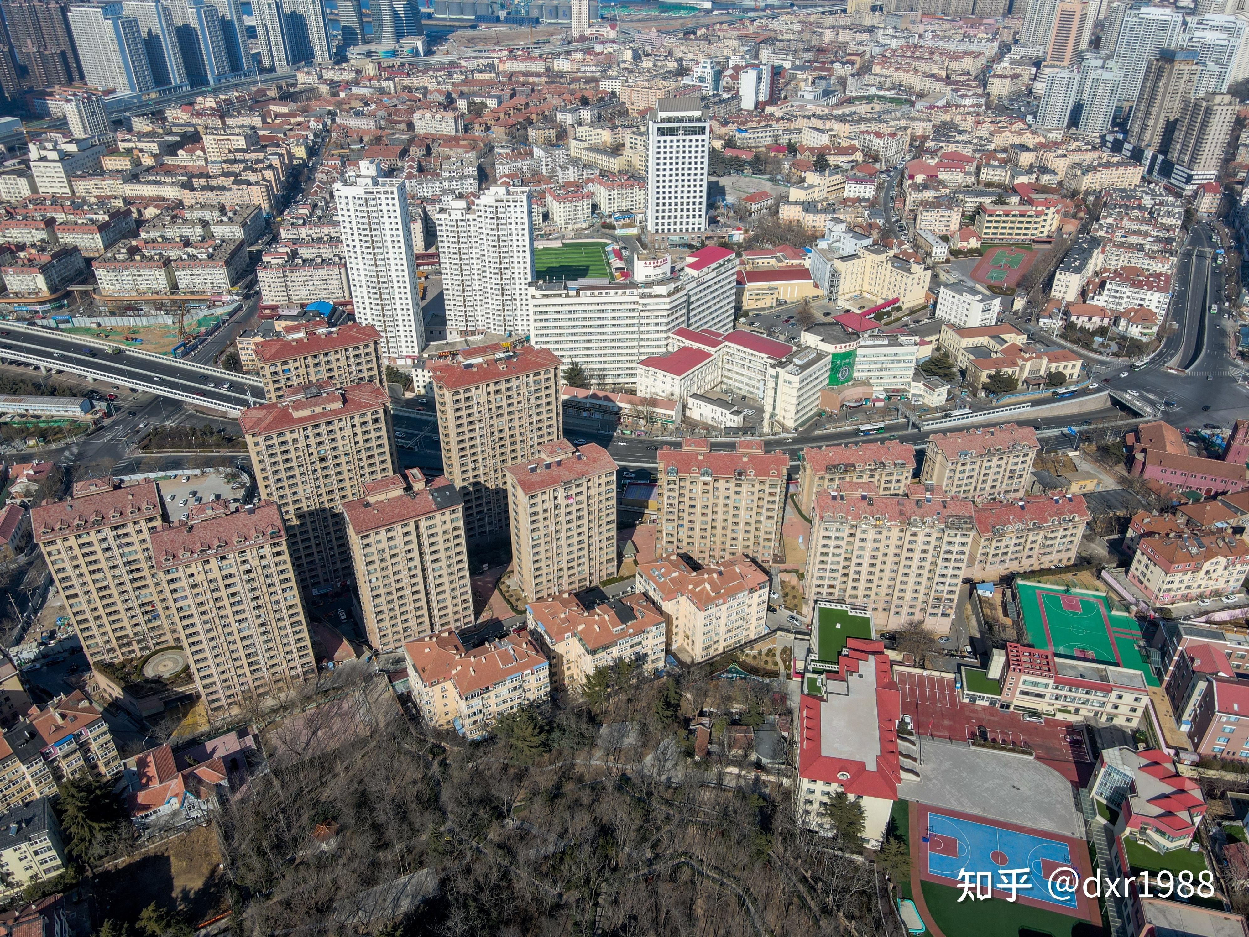 观象山庄位于青岛市市南中山路,由青岛安大置业有限公司建成,自2013年