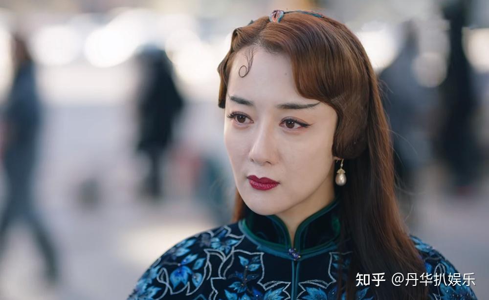司藤白英复活白金的身份藏不住了