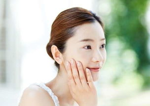 护肤保养知识_经期期间如何护肤保养？_男性健康养生知识老人冬天保养知识