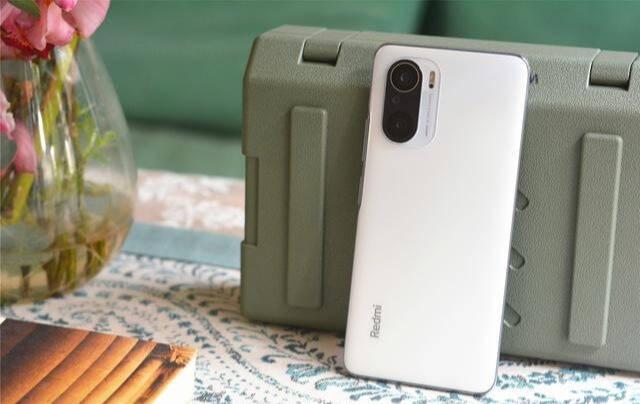 这颜值你爱了吗redmik40手机评测