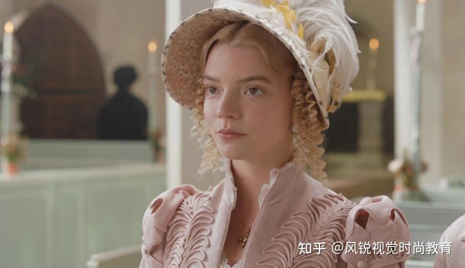 跟随电影emma一起探寻georgianfashion的魅力