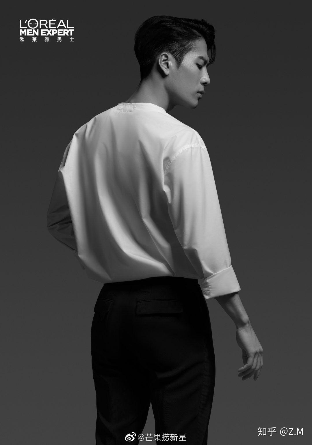 有没有王嘉尔的背影图