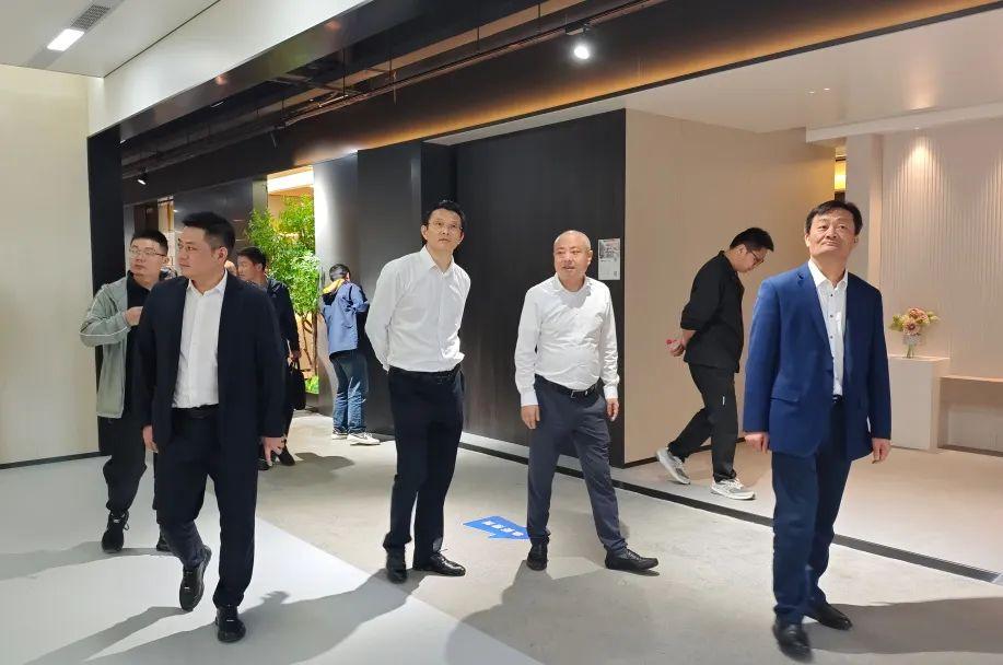 亳州市住建局书记张大勇带队赴鼎美调研