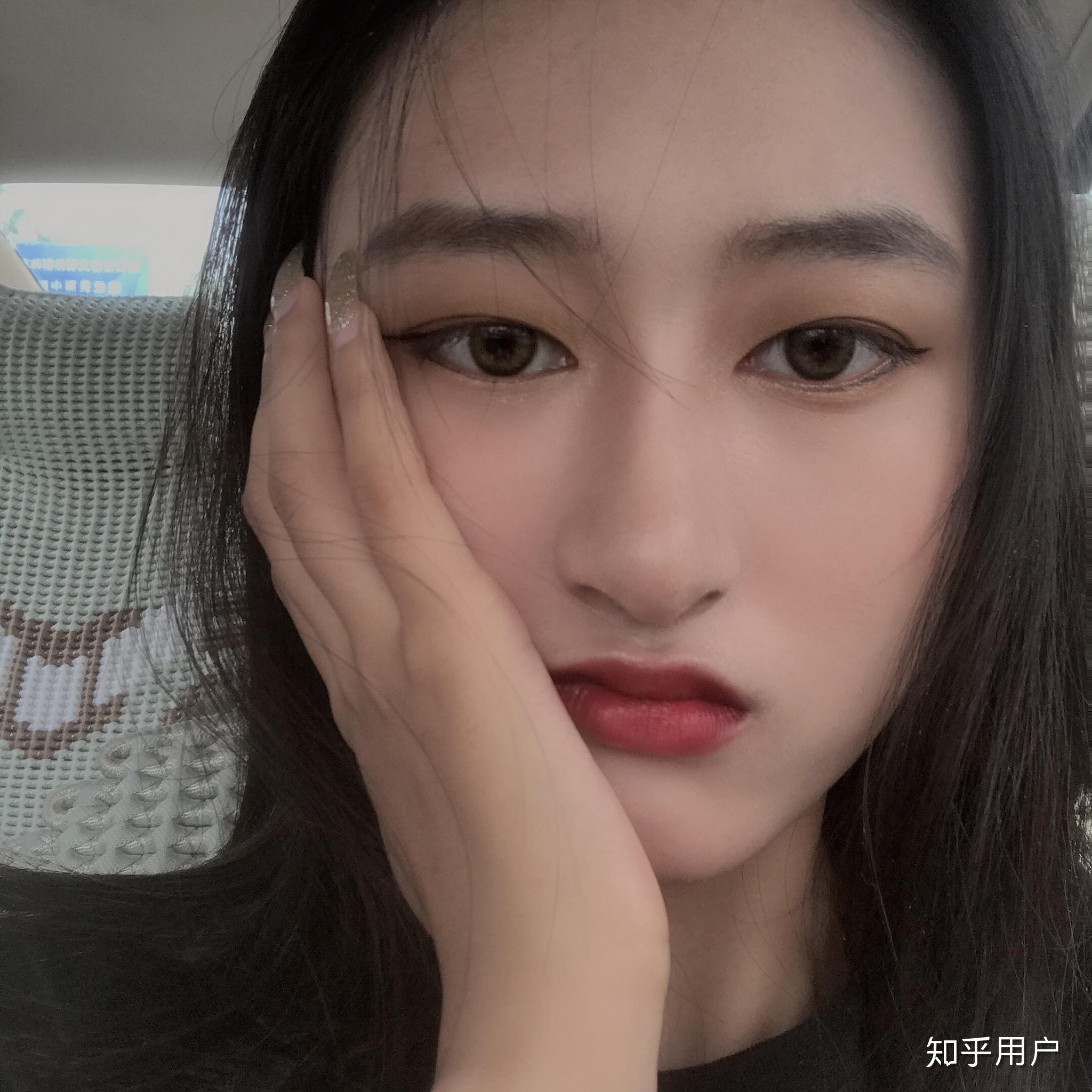 有存在眼睛很大的单眼皮吗