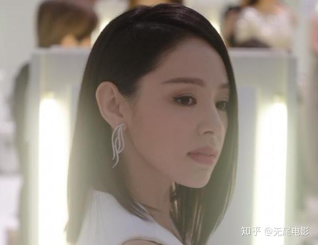 外貌酷似胡杏儿曾恋丁子高出道20年的谭凯琪要熬出头了