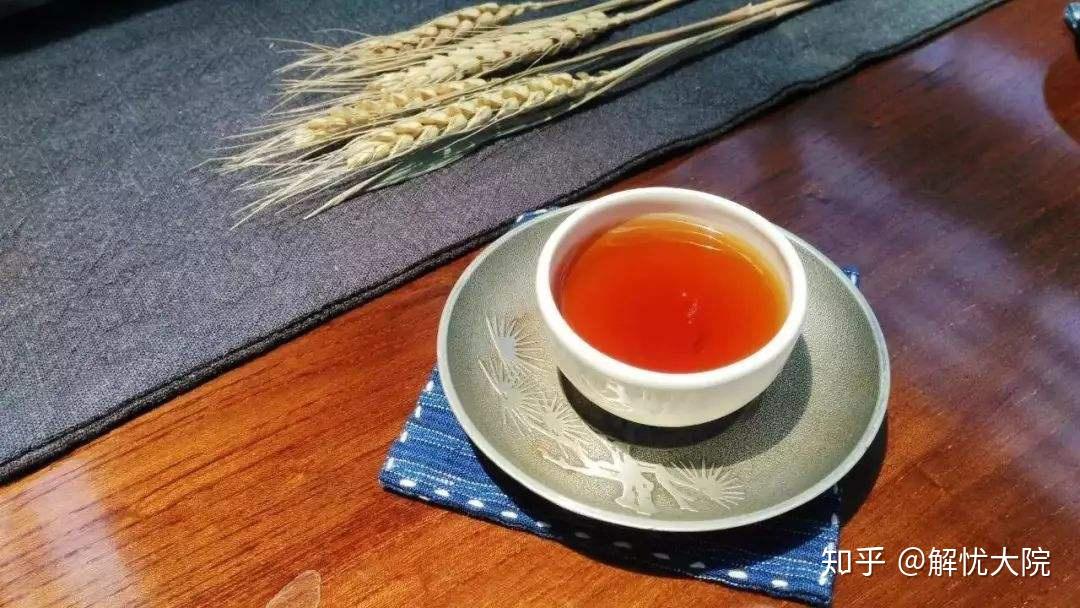 吸烟者常饮茯茶的四大好处