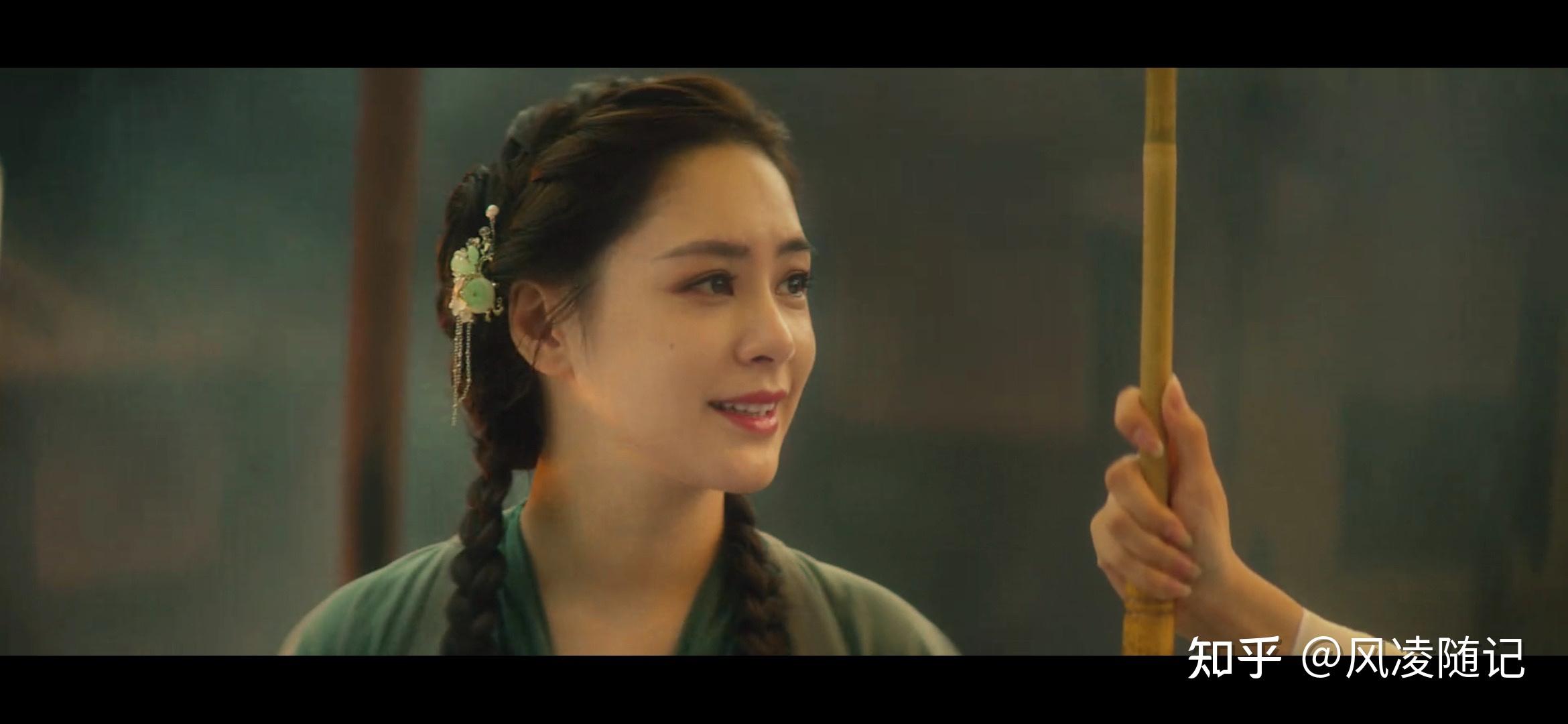 阿娇的青蛇你看可还称得上是风情万种