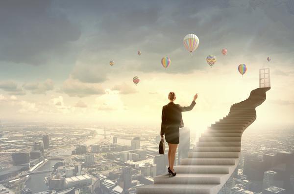 怎样才能做到内心足够强大 v2-9c6211a8f7a44e203752fb60da21cc2f_1200x500.jpg