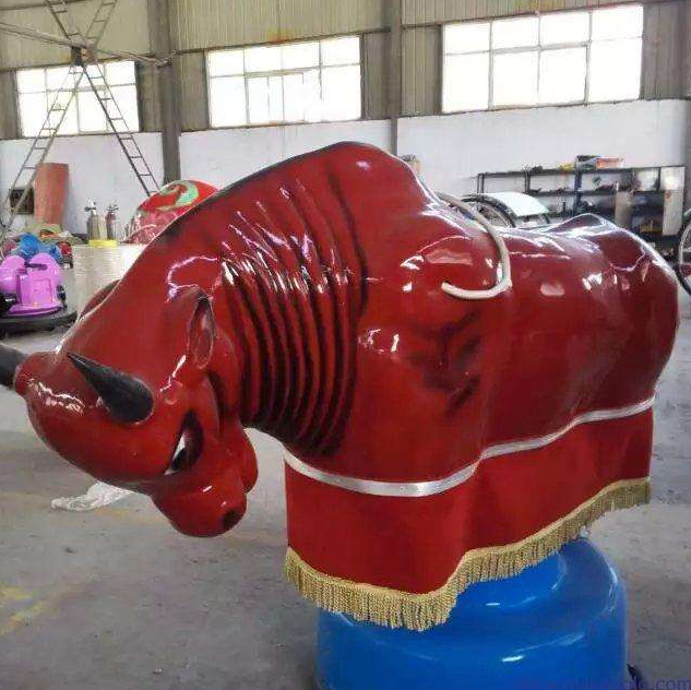 斗牛机是一种娱乐性极强的暖场互动道具