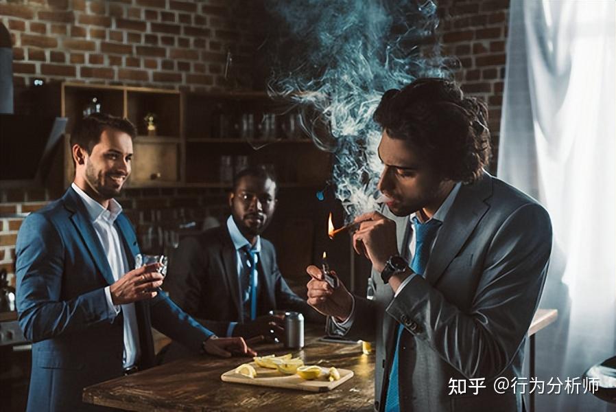 为什么说不抽烟、不喝酒的男人才最“可怕”?原因主要有3点 - 知乎