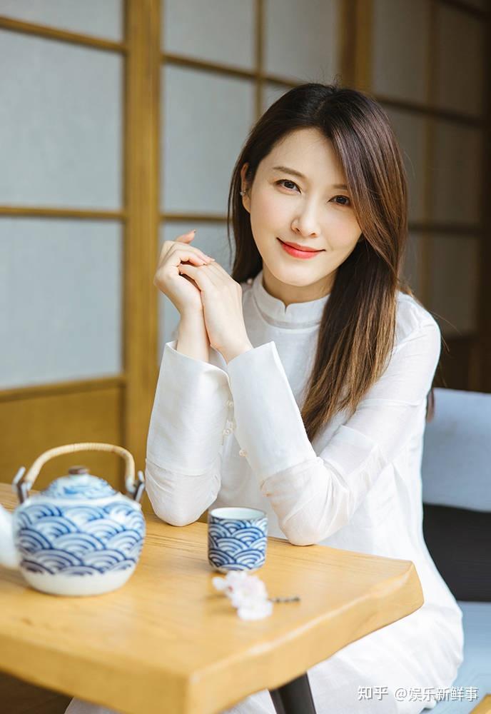 徐洁儿主演都会爱情剧来袭全新单曲漫步云端即将发行