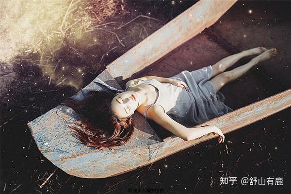 梦回往昔,解析梦到已过世之人的深层含义 梦回往昔,解析梦到已过世之人的深层含义