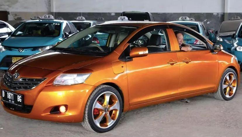 71岁大爷爆改双头汽车这要是上路算逆行还是倒车啊