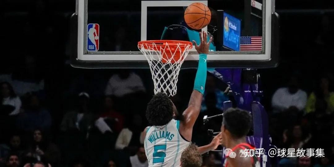 例如,杜克大学的马克·威廉姆斯在2022年nba选秀前的测试中,站立摸高