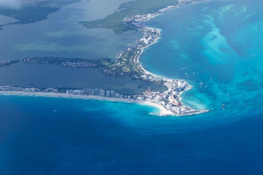 风光坎昆玛雅文明与度假天堂尤卡坦半岛碧蓝的海墨西哥之一