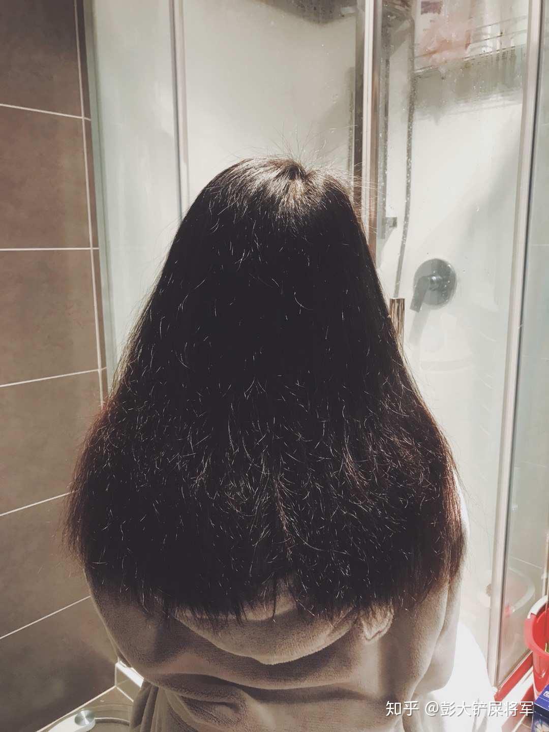 发量多的女孩子适合烫什么发型？ - 知乎
